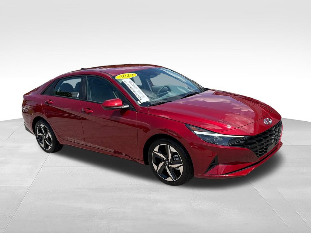Used 2023 Hyundai Elantra SEL w/ Convenience Package FWD image 7
