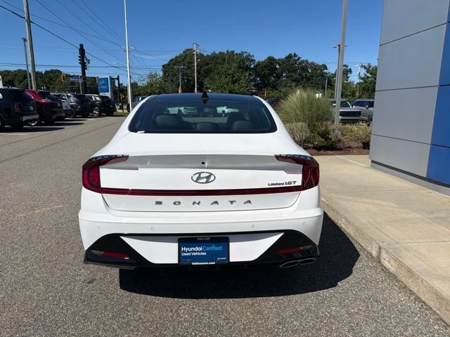 Certified 2023 Hyundai Sonata Limited w/ Preferred Accessory Package FWD image 4