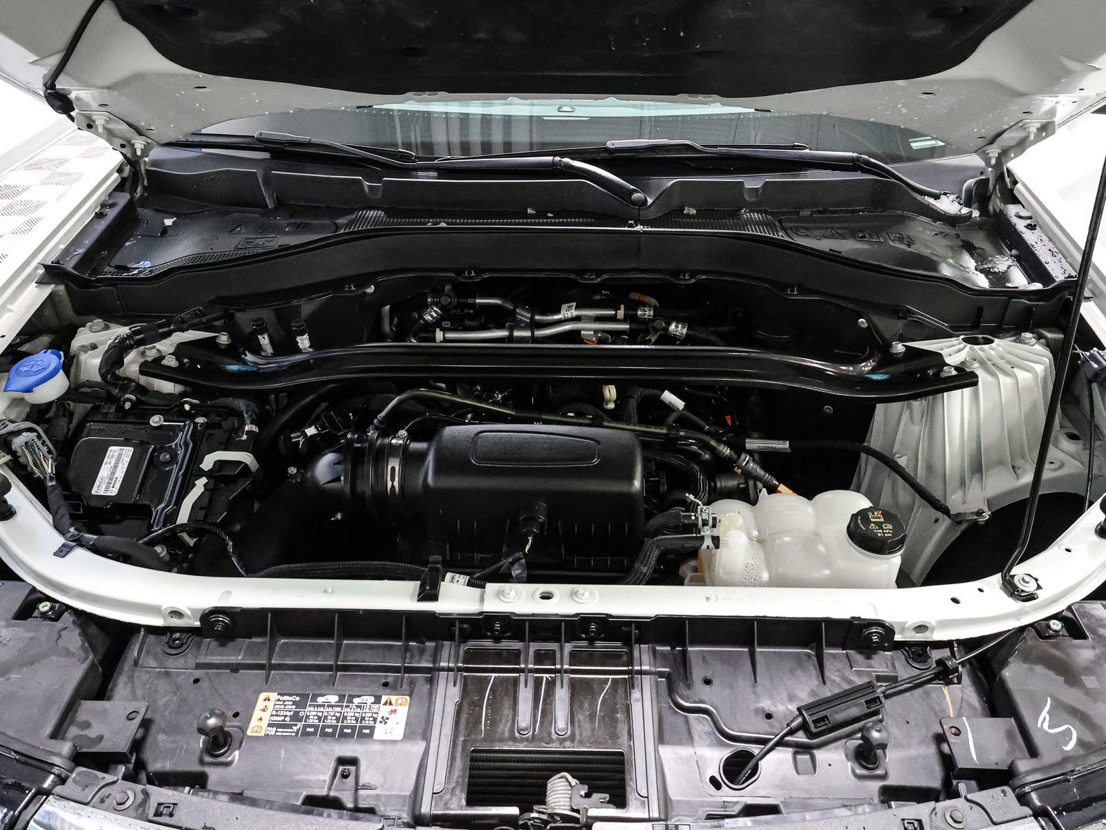 Used 2023 Ford Explorer Limited w/ Equipment Group 301A image 16