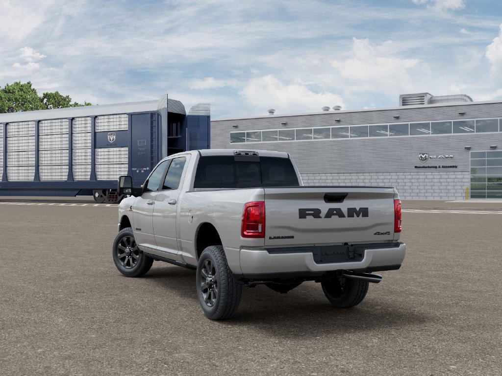New 2027 RAM 2500 Laramie AWD/4WD image 3