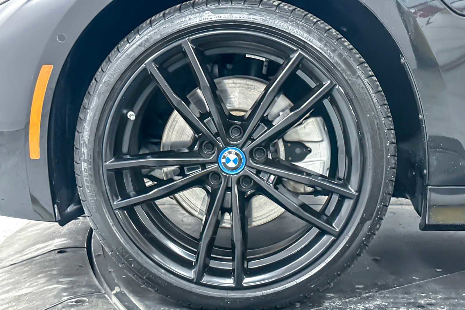 Used 2024 BMW 330e xDrive w/ Premium Package image 26