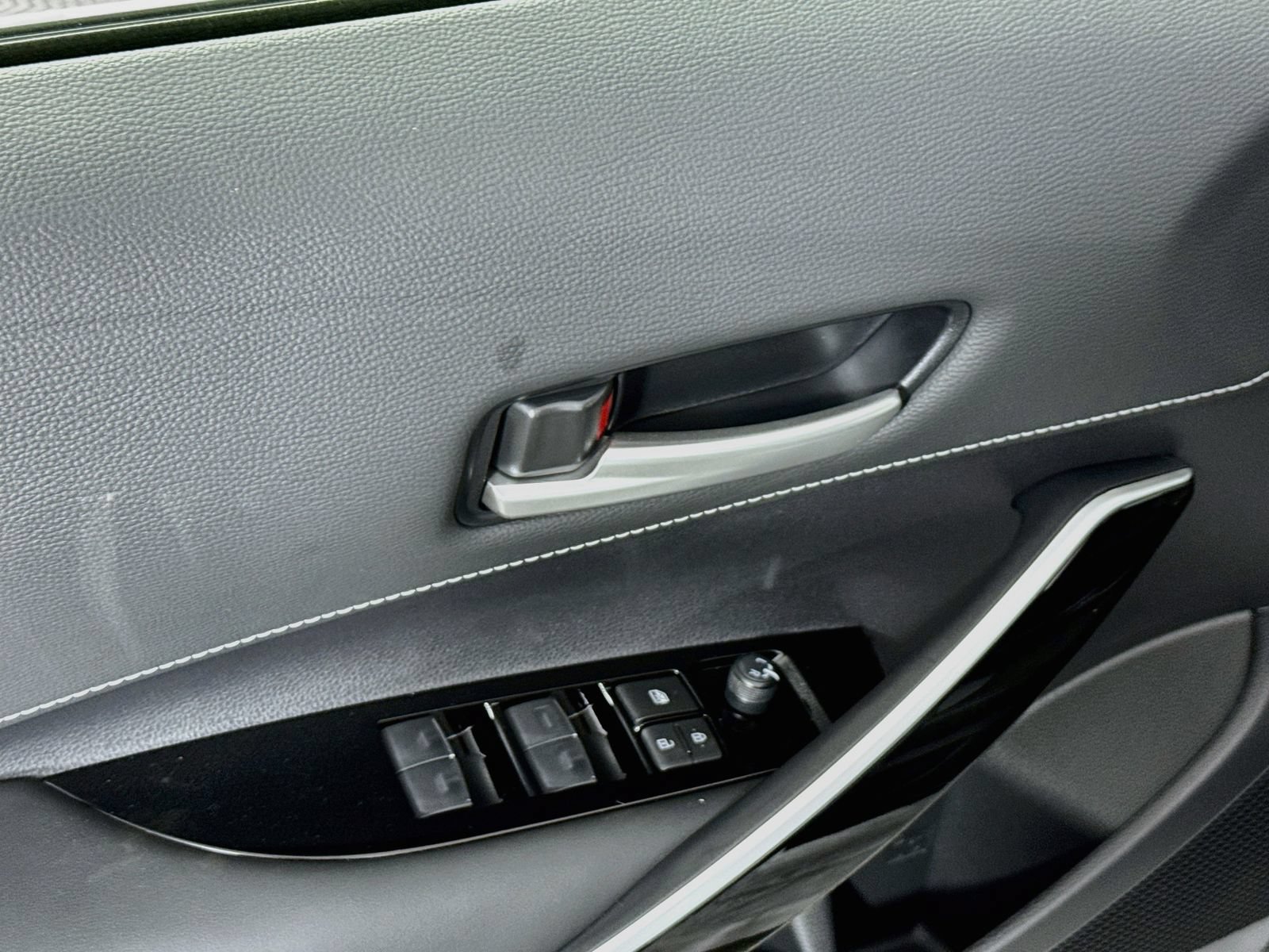 New 2027 Toyota Corolla XSE FWD image 15