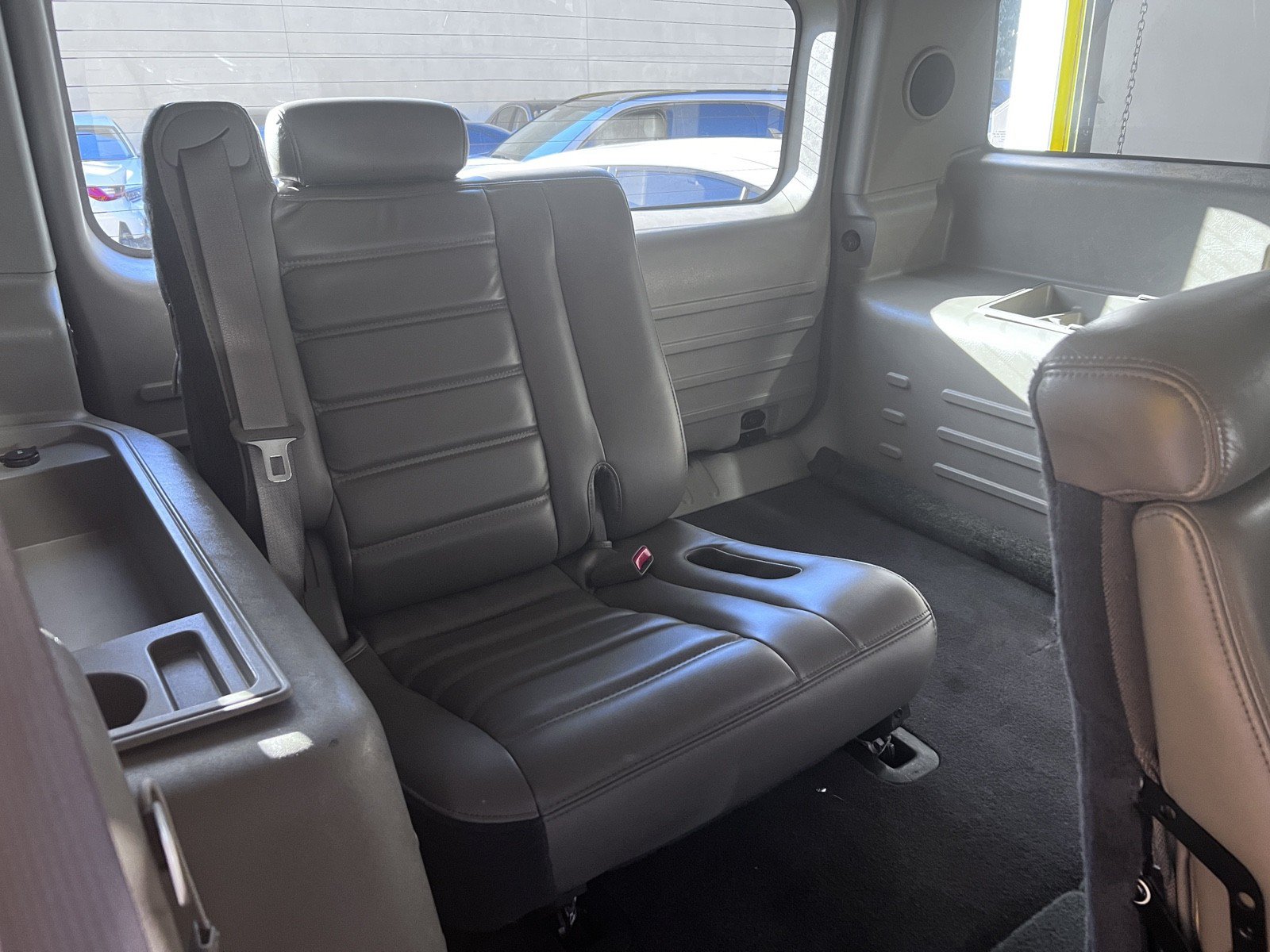 Used 2003 HUMMER H2 w/ Preferred Equipment Group AWD/4WD image 20