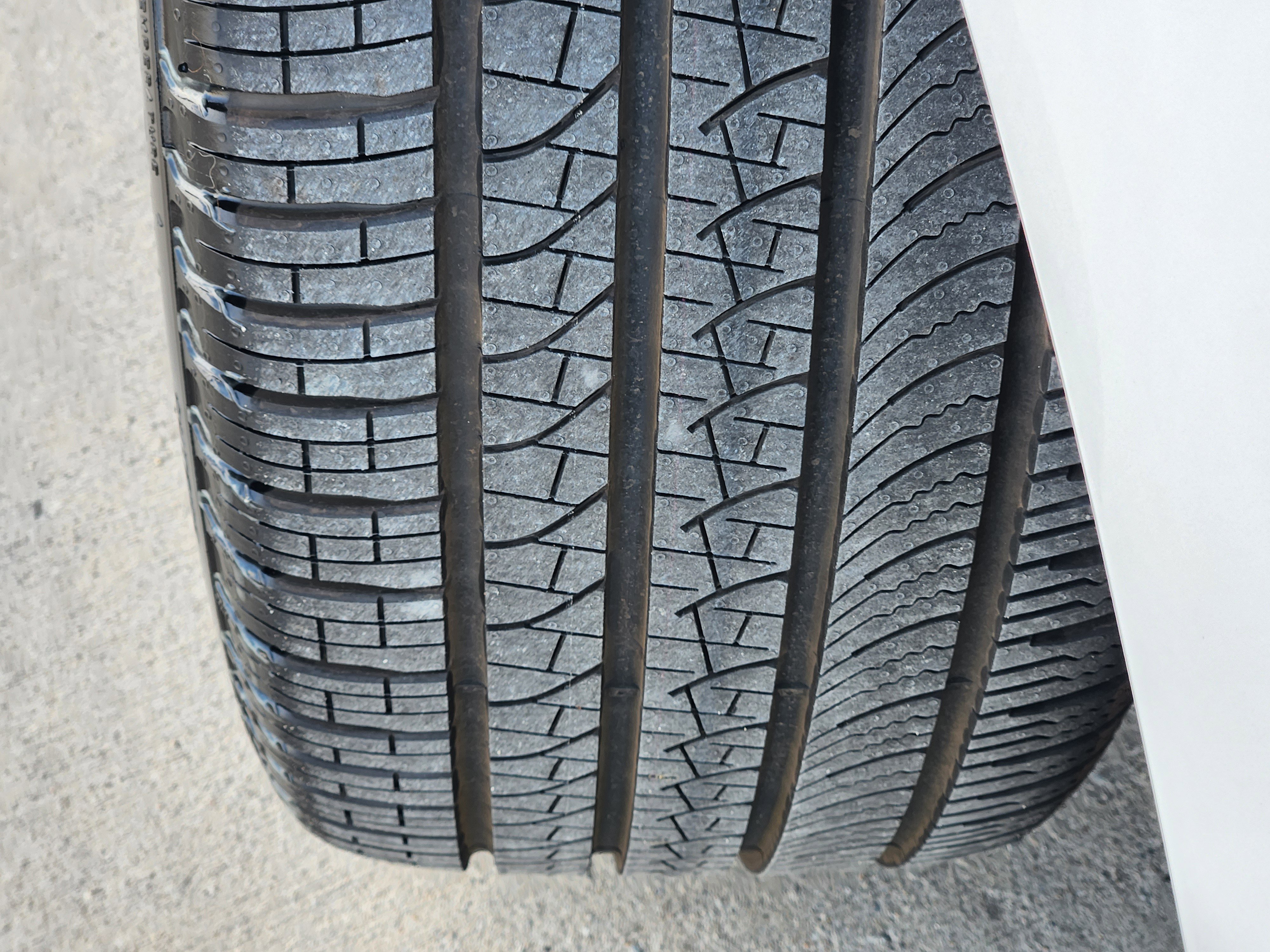 New 2026 Land Rover Range Rover SE image 11