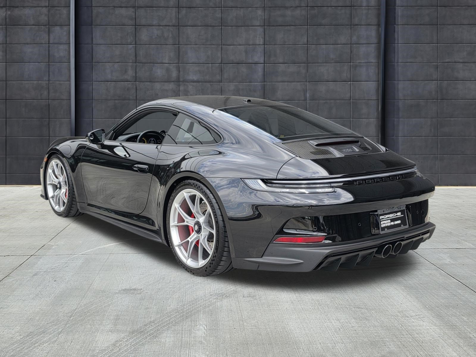 Certified 2023 Porsche 911 GT3 RWD image 3