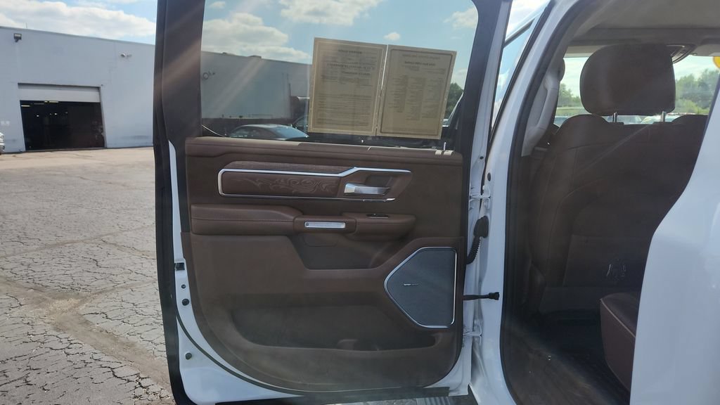 Used 2024 RAM 1500 Limited AWD/4WD image 13