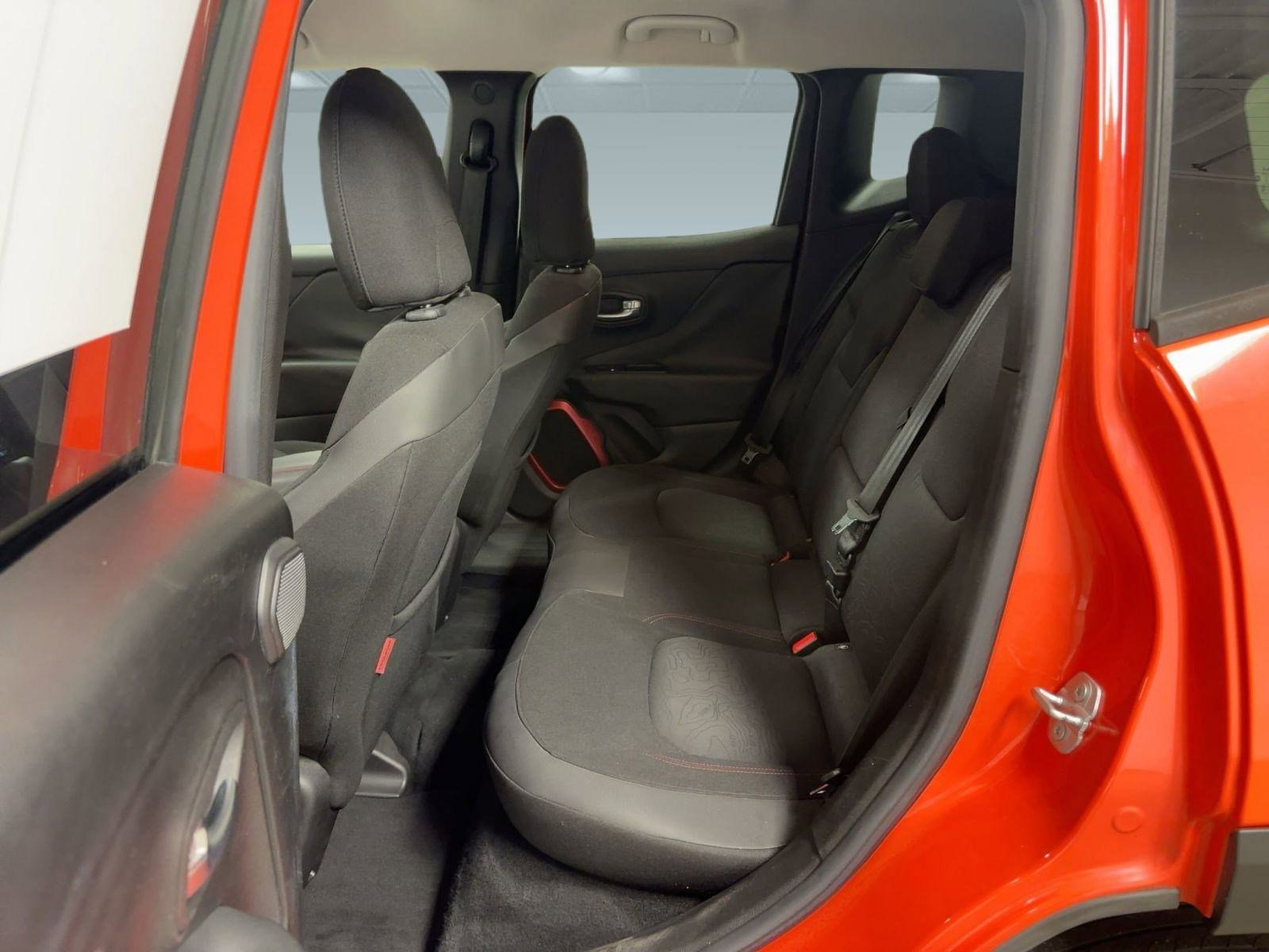 Used 2015 Jeep Renegade Trailhawk w/ Popular Equipment Group image 14