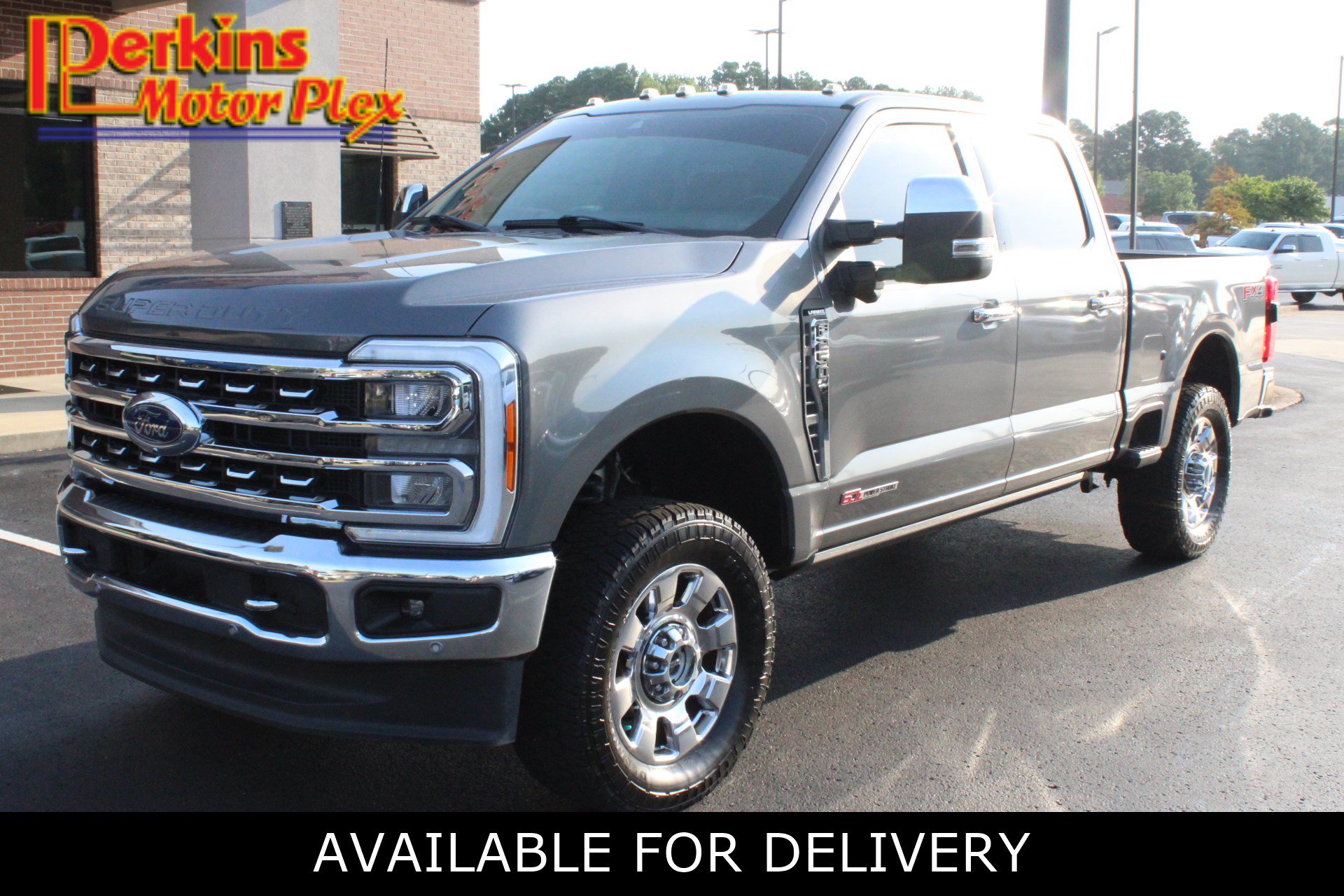 Used 2023 Ford F250 Lariat w/ Lariat Ultimate Package AWD/4WD image 1