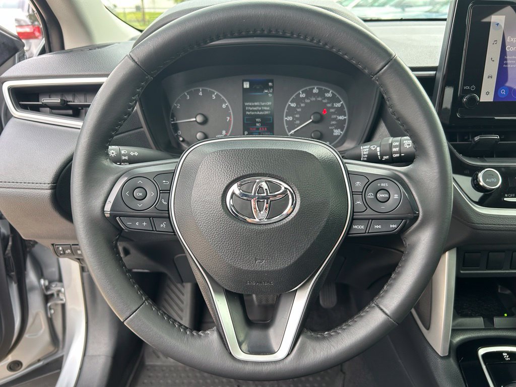 Used 2024 Toyota Corolla Cross LE w/ Moonroof Package FWD image 20