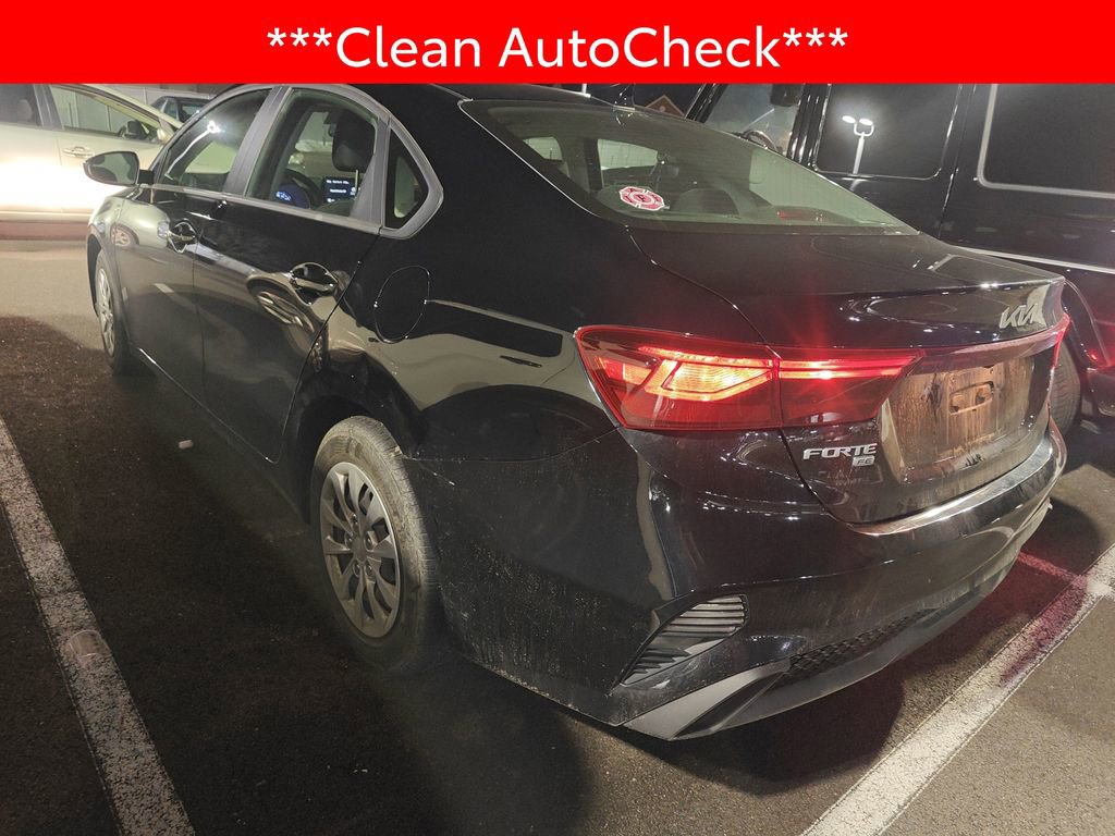 Used 2024 Kia Forte LX image 4