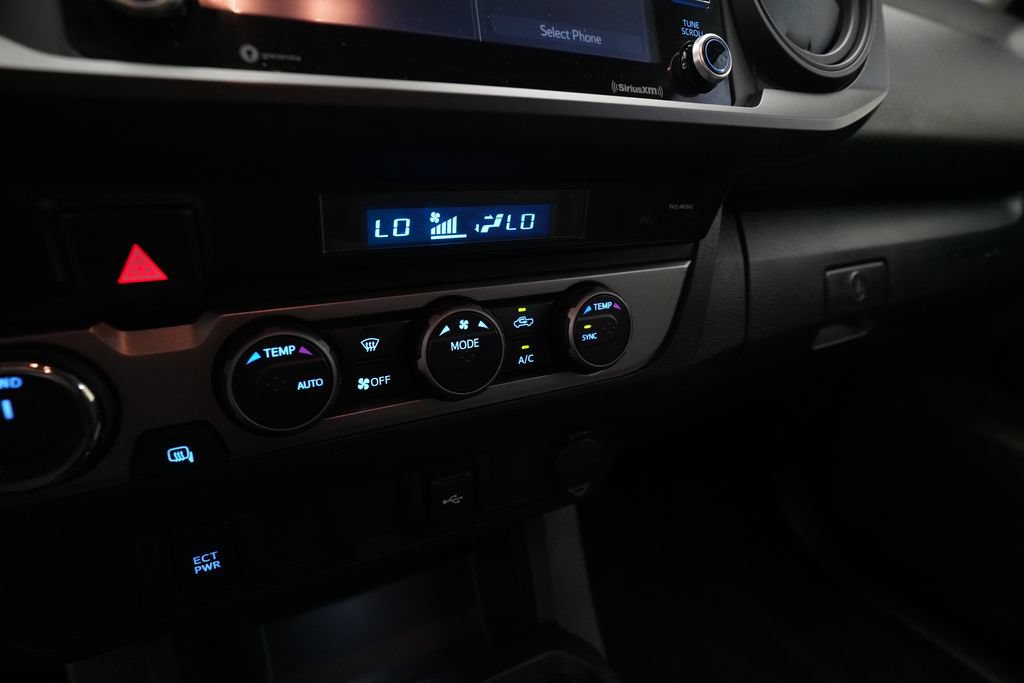 Used 2023 Toyota Tacoma SR AWD/4WD image 22