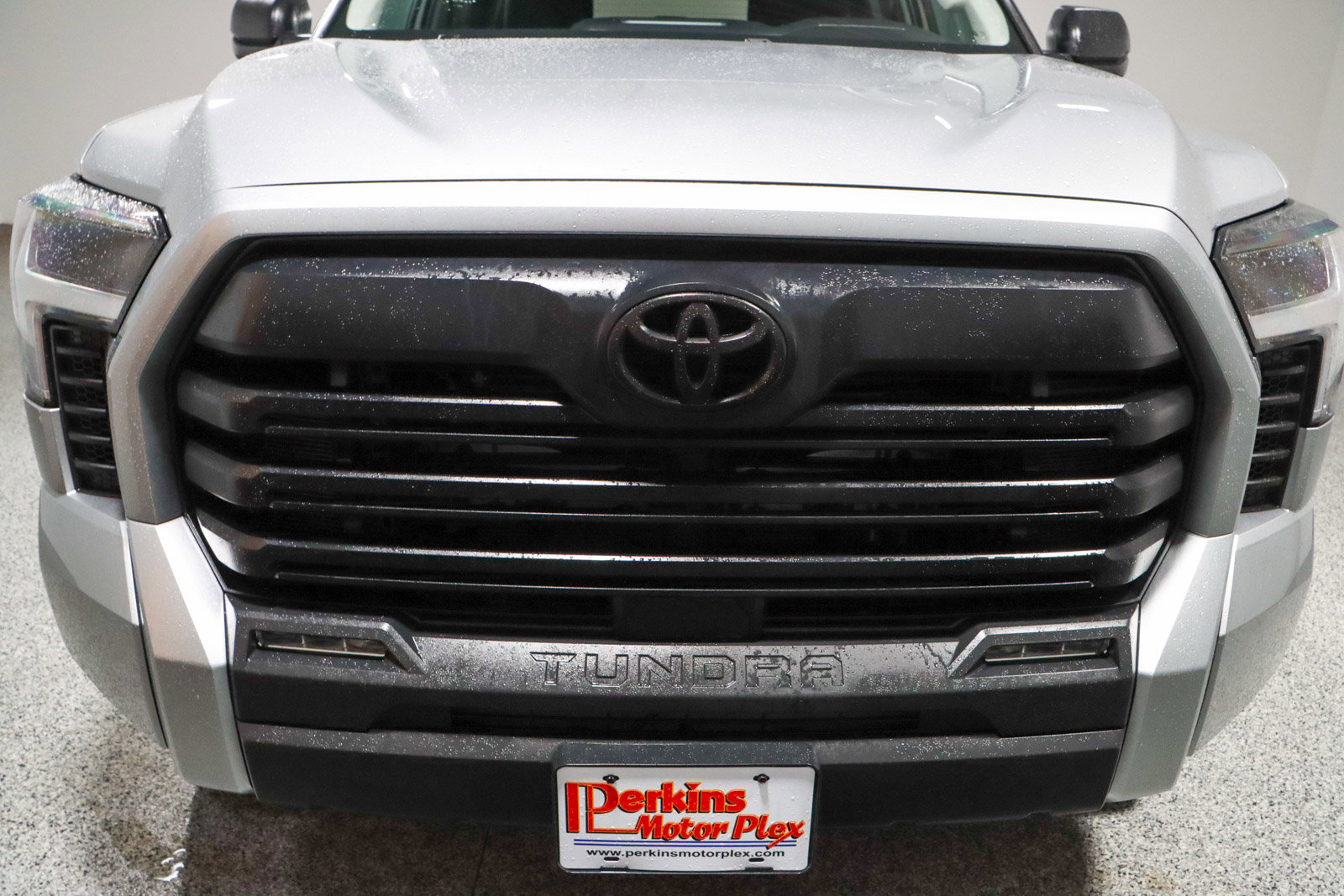Used 2024 Toyota Tundra SR5 AWD/4WD image 5