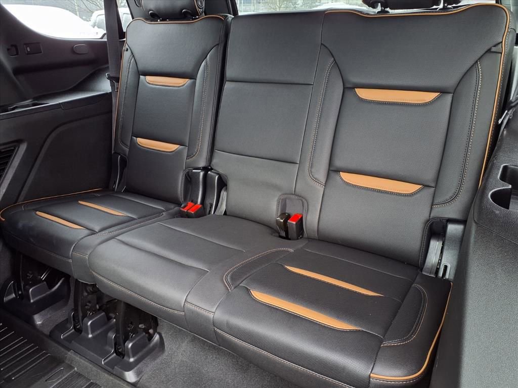Certified 2023 GMC Yukon AT4 w/ AT4 Premium Package AWD/4WD image 12