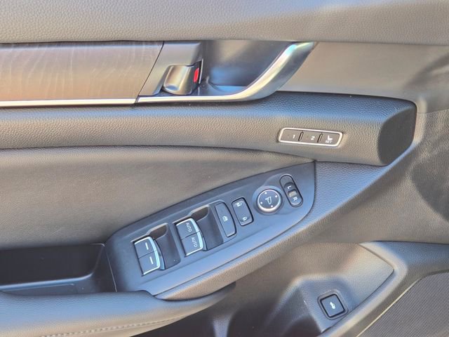 Used 2021 Honda Accord Touring image 24