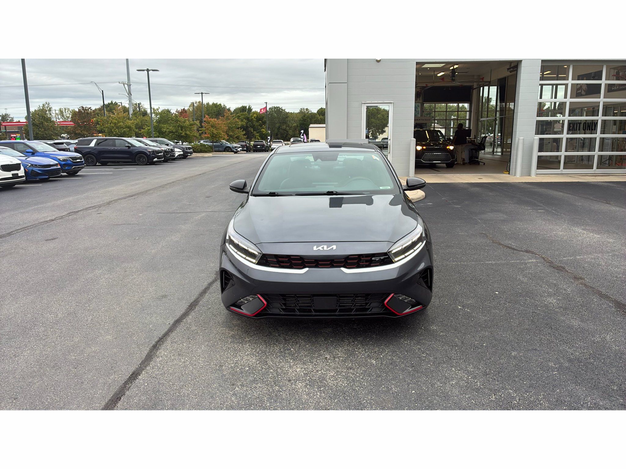 Used 2023 Kia Forte GT w/ GT2 Package FWD image 2