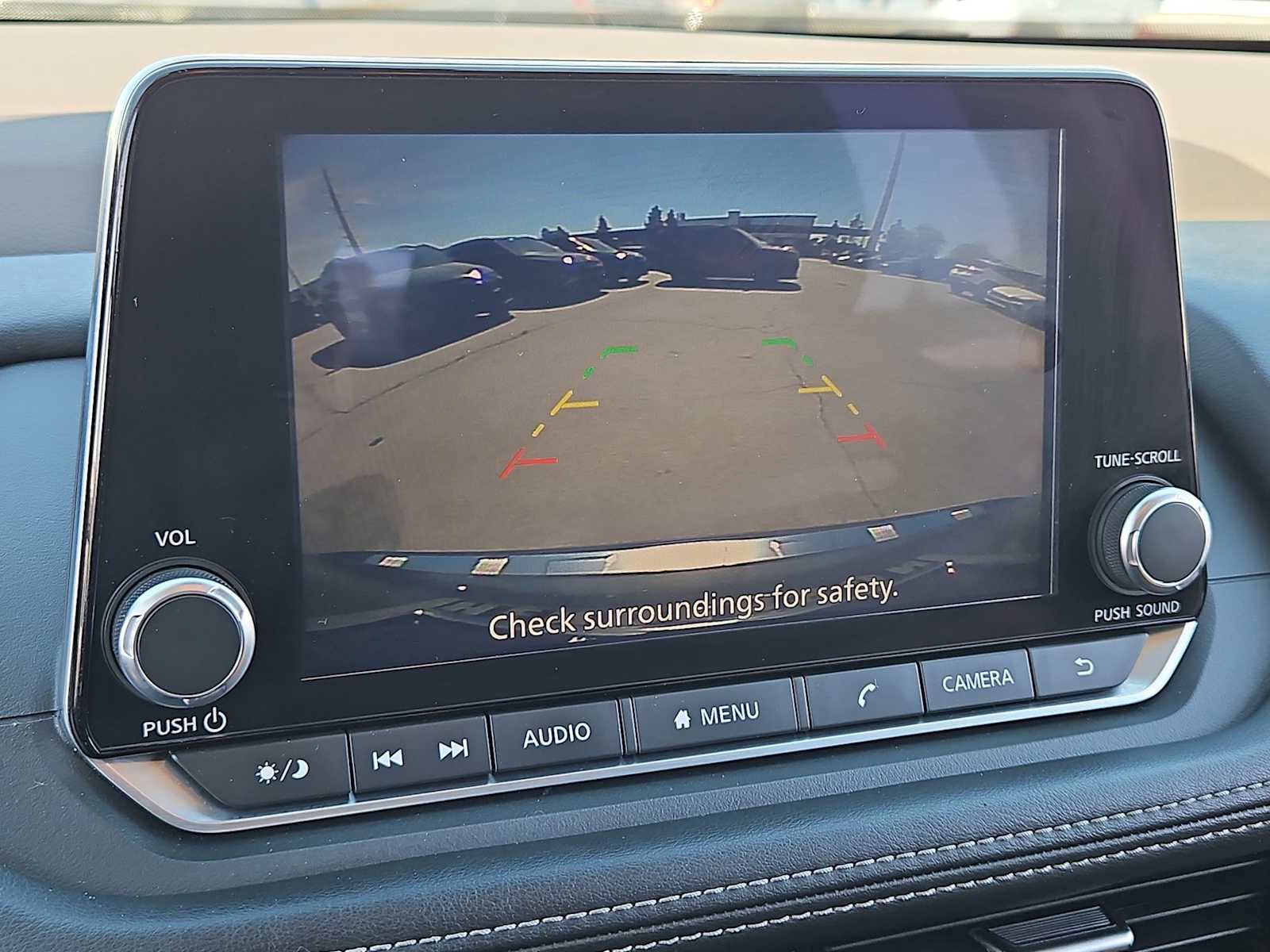 Used 2022 Nissan Rogue SV FWD image 28