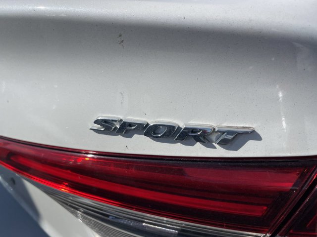 Used 2024 Honda Civic Sport image 8