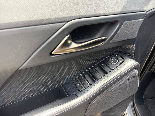 Used 2025 Lexus GX 550 w/ Accessory Package (Z1) AWD/4WD image 16
