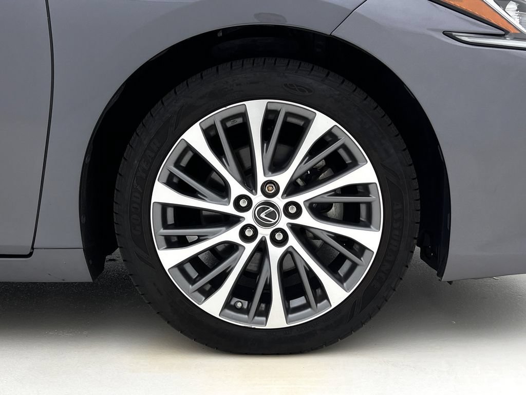 Used 2019 Lexus ES 350 w/ Premium Package FWD image 30