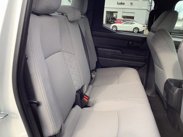 Used 2025 Toyota Tacoma SR5 image 34