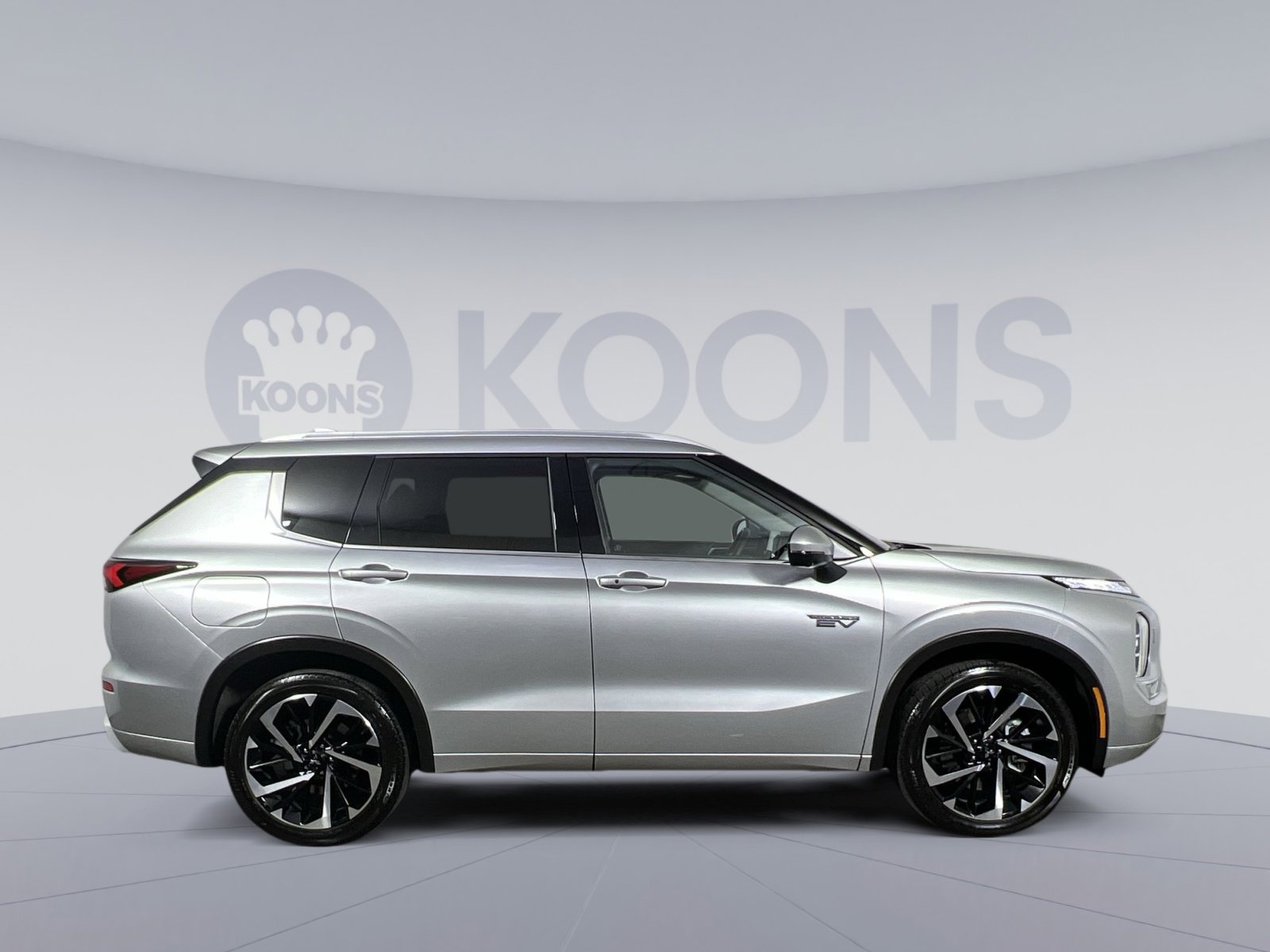 Used 2024 Mitsubishi Outlander SEL image 8