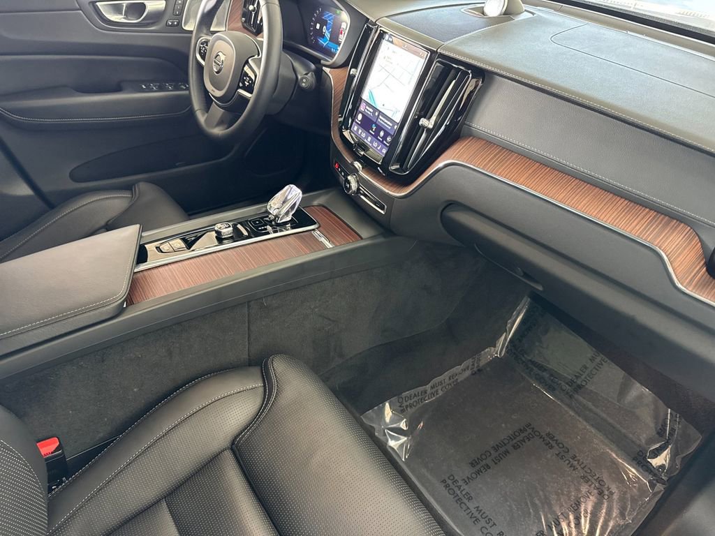 Certified 2023 Volvo XC60 B5 Ultimate AWD/4WD image 15