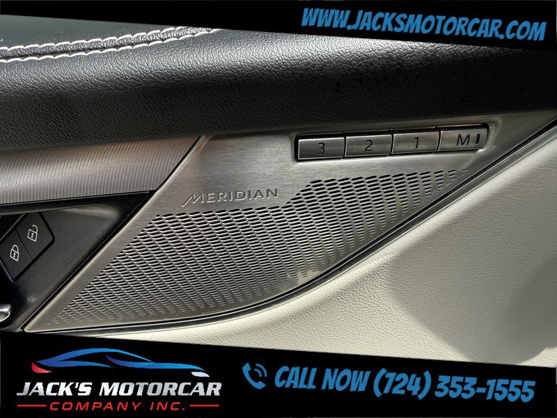 Used 2024 Jaguar F-PACE R-Dynamic S image 31