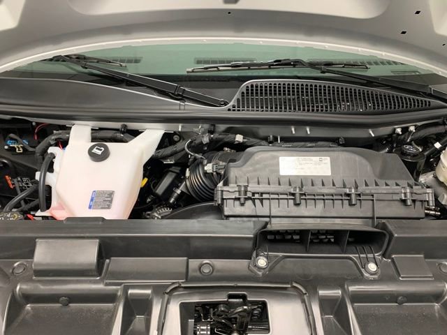 New 2025 Chevrolet Express 3500 Work Van w/ Driver Convenience Package image 15