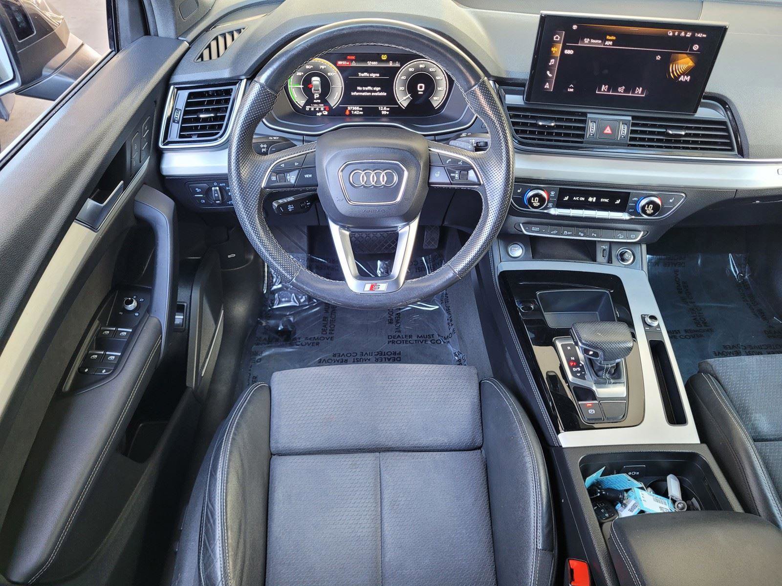 Used 2021 Audi Q5 e Prestige w/ Prestige Package image 21