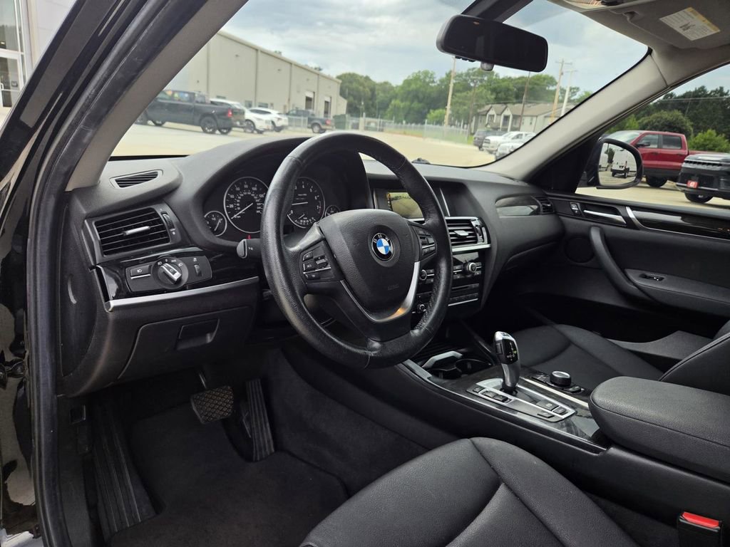 Used 2017 BMW X3 sDrive28i RWD image 15