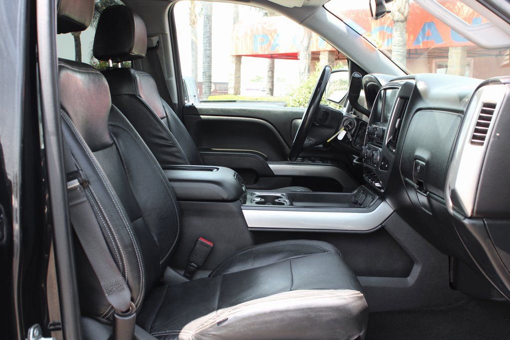Used 2017 Chevrolet Silverado 1500 LT w/ Texas Edition image 37