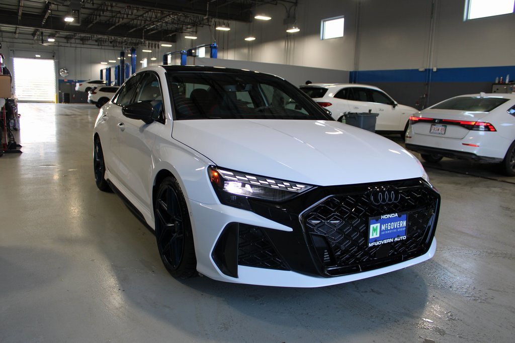Used 2025 Audi RS 3 image 4