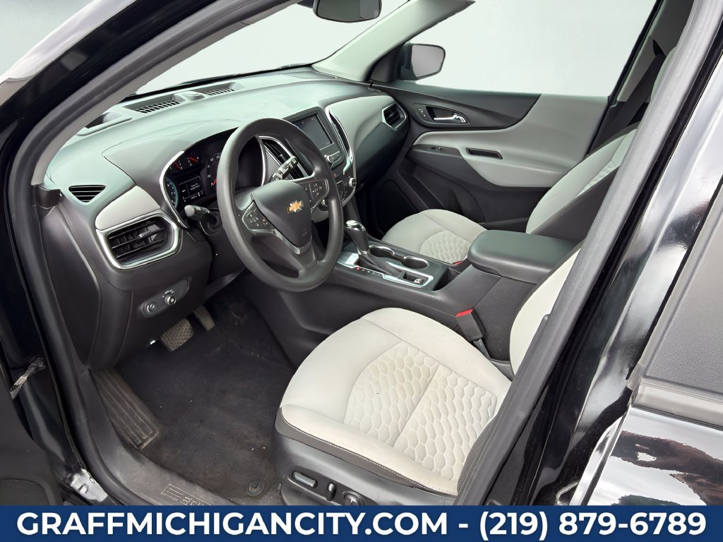 Used 2020 Chevrolet Equinox LS w/ LS Convenience Package FWD image 14