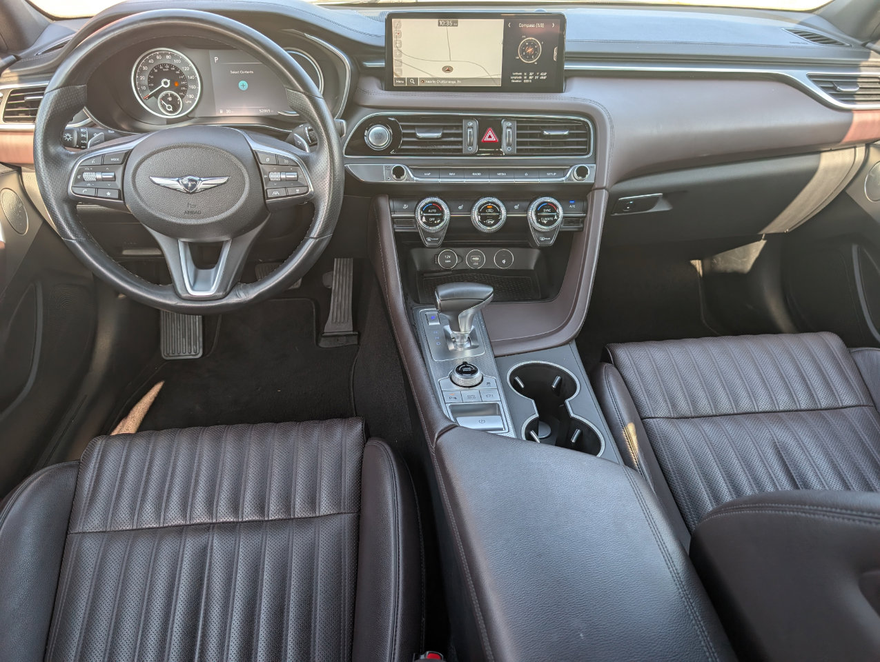 Used 2022 Genesis G70 2.0T w/ Prestige Package image 7