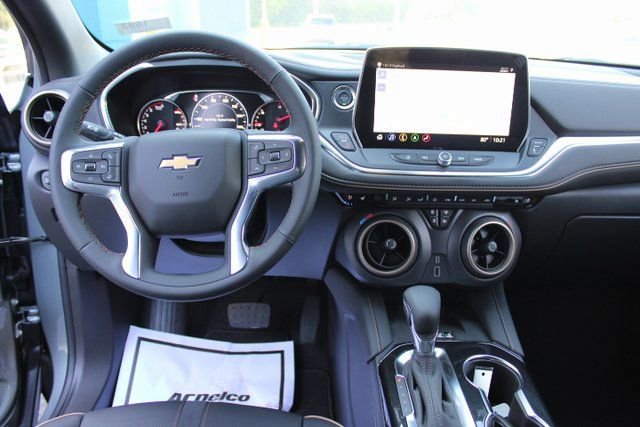 New 2025 Chevrolet Blazer Premier w/ Driver Confidence II Package image 18