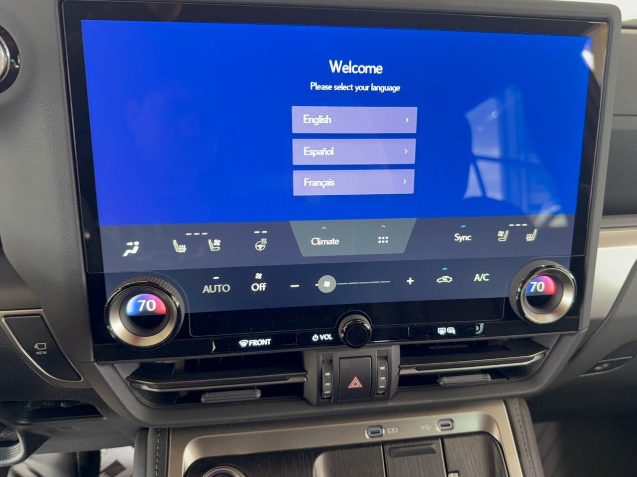 New 2026 Lexus GX 550 w/ Accessory Package (CT) AWD/4WD image 23