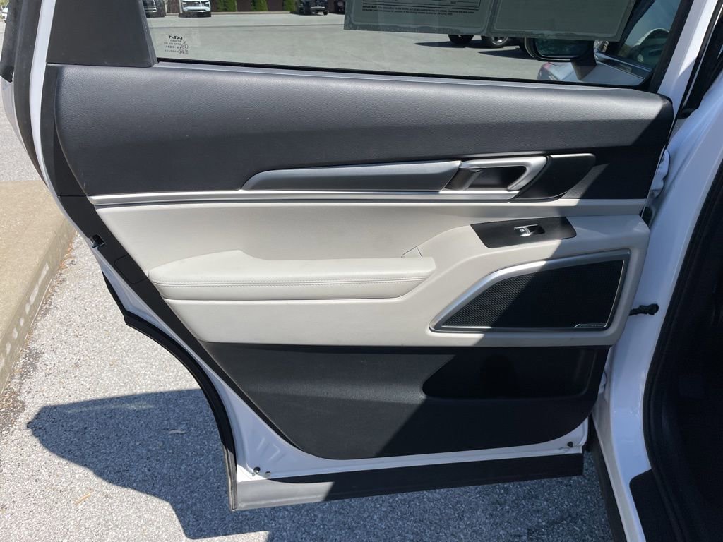 Used 2022 Kia Telluride S AWD/4WD image 47