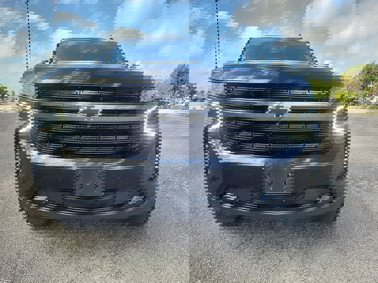 Used 2021 Chevrolet Tahoe RST w/ Luxury Package image 3