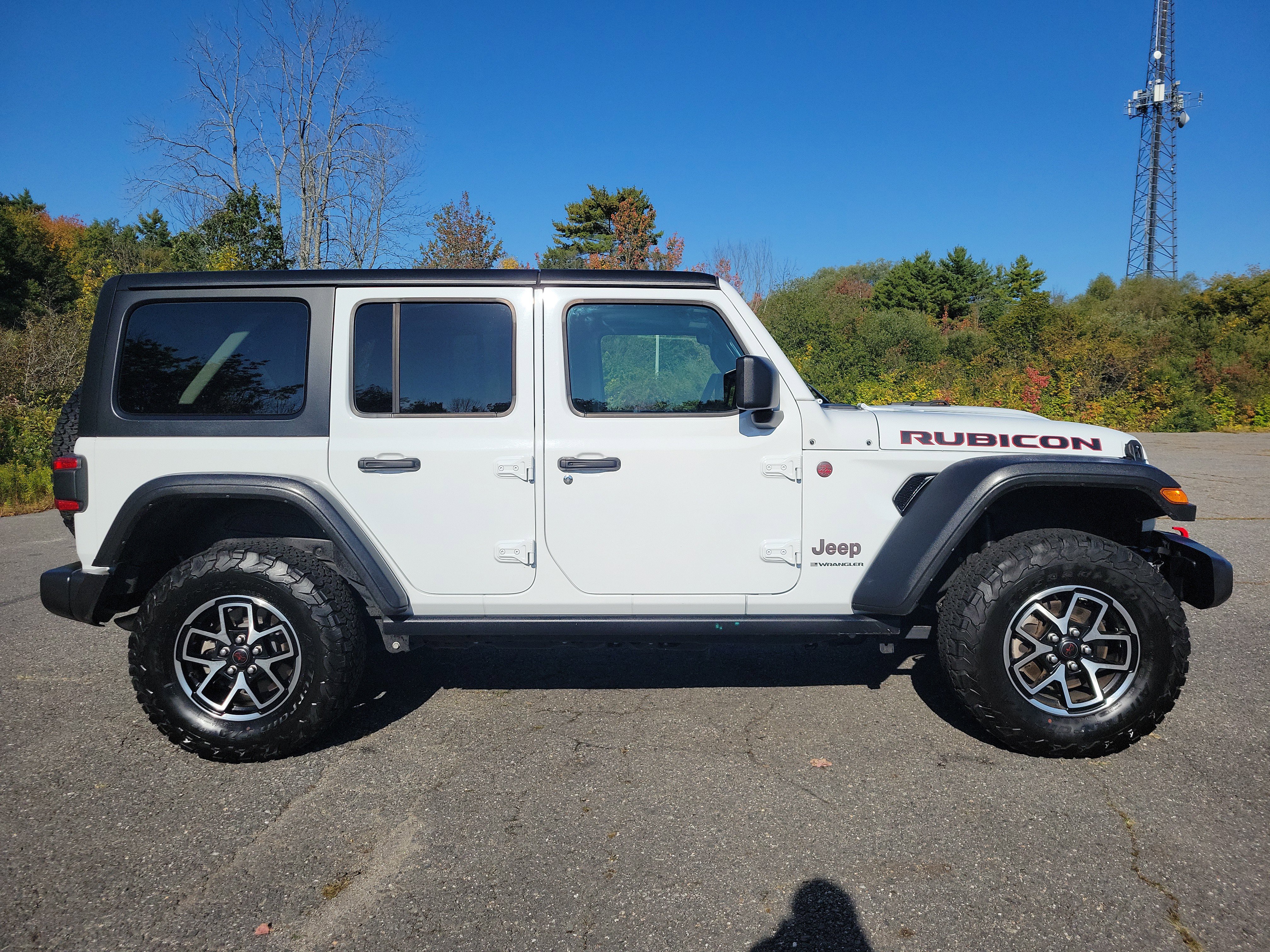 Used 2024 Jeep Wrangler Unlimited Rubicon image 4