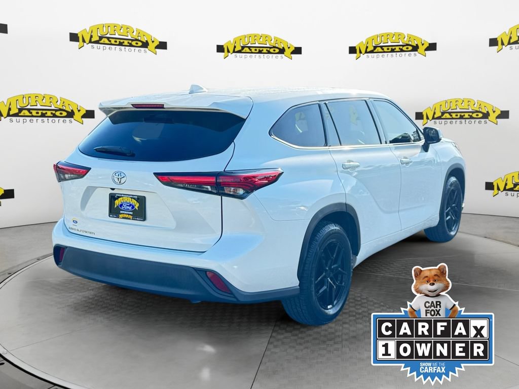Used 2021 Toyota Highlander L FWD image 5