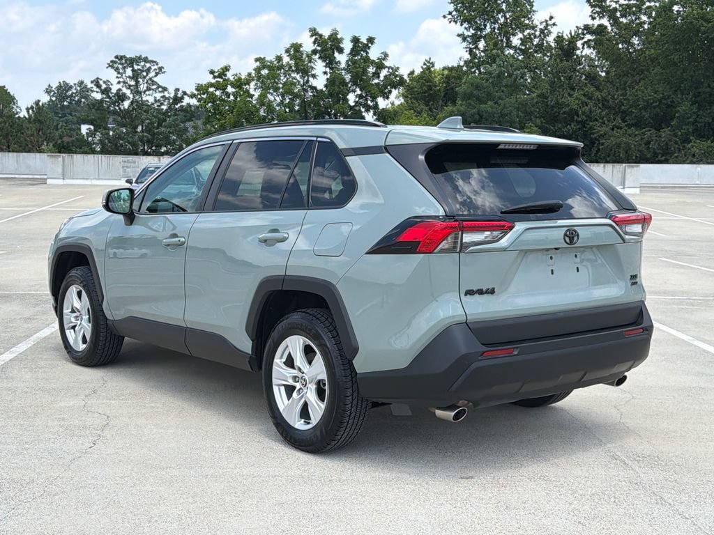 Used 2021 Toyota RAV4 XLE w/ Convenience Package AWD/4WD image 2