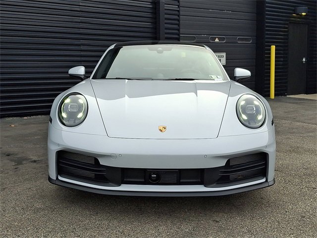 Used 2025 Porsche 911 Carrera image 10