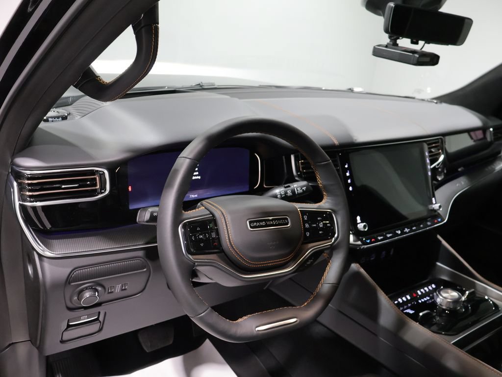 New 2026 Jeep Grand Wagoneer L Summit AWD/4WD image 16