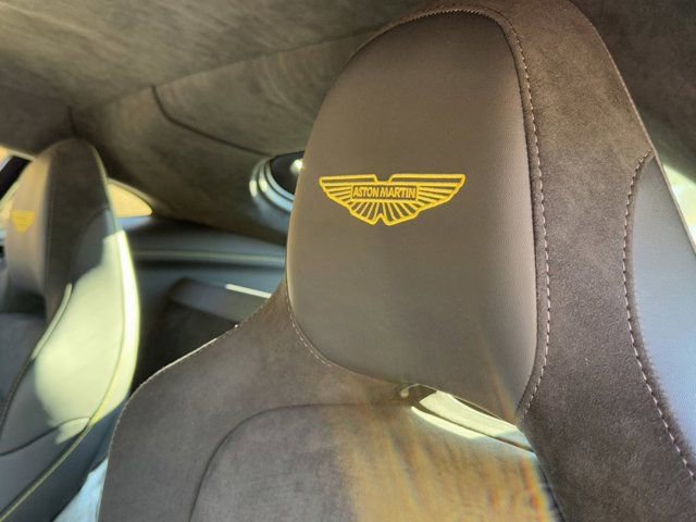 New 2025 Aston Martin V8 Vantage Coupe image 5