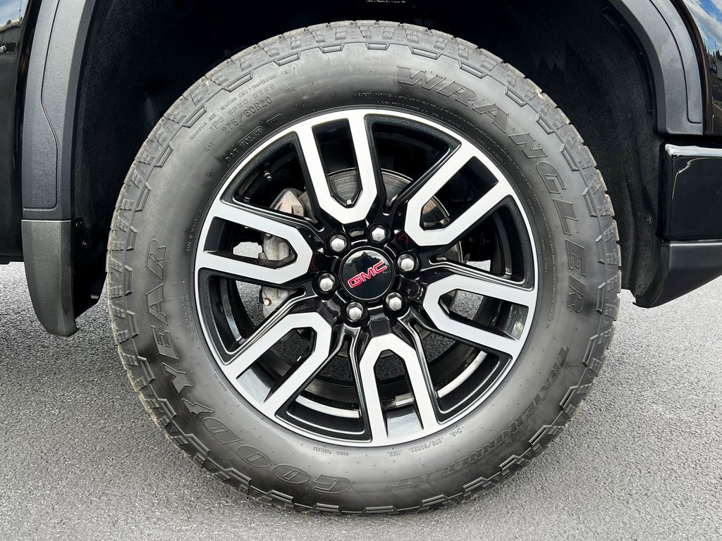 Used 2025 GMC Sierra 1500 AT4 w/ AT4 Preferred Package image 16