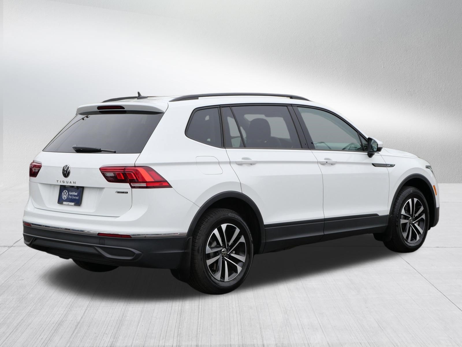 Used 2024 Volkswagen Tiguan S w/ MDO Package, Two-Row AWD/4WD image 7