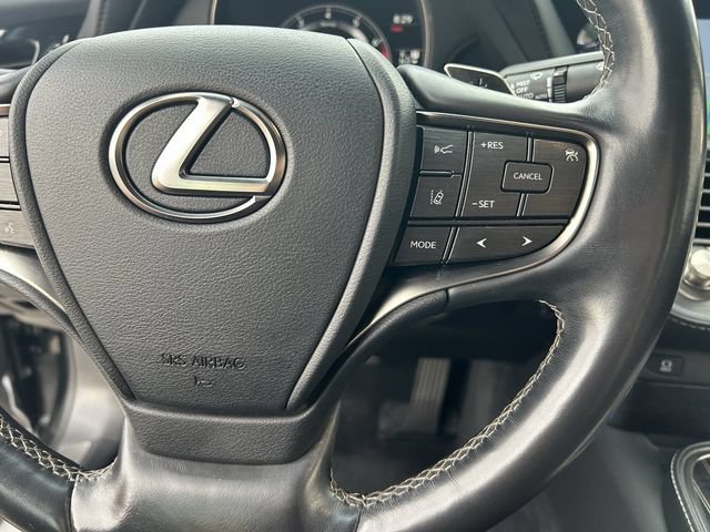 Used 2018 Lexus LS 500 w/ Accessory Package (Z2) RWD image 27