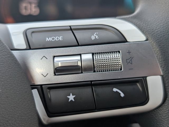 New 2026 Hyundai Santa Cruz SE FWD image 16