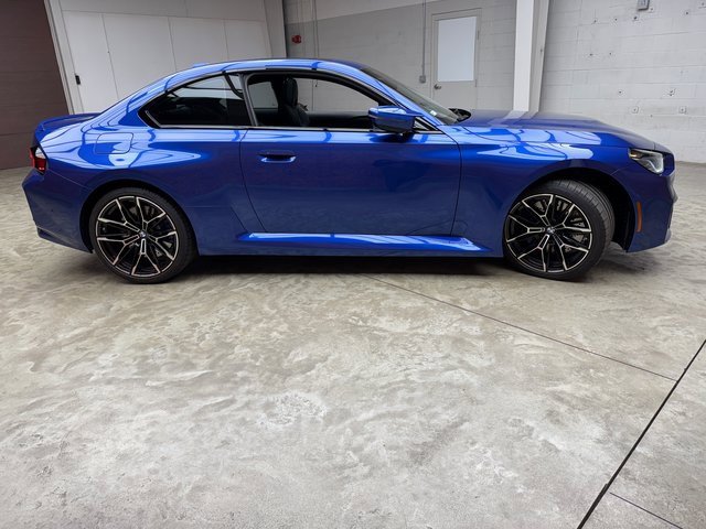 Used 2025 BMW M2 image 6