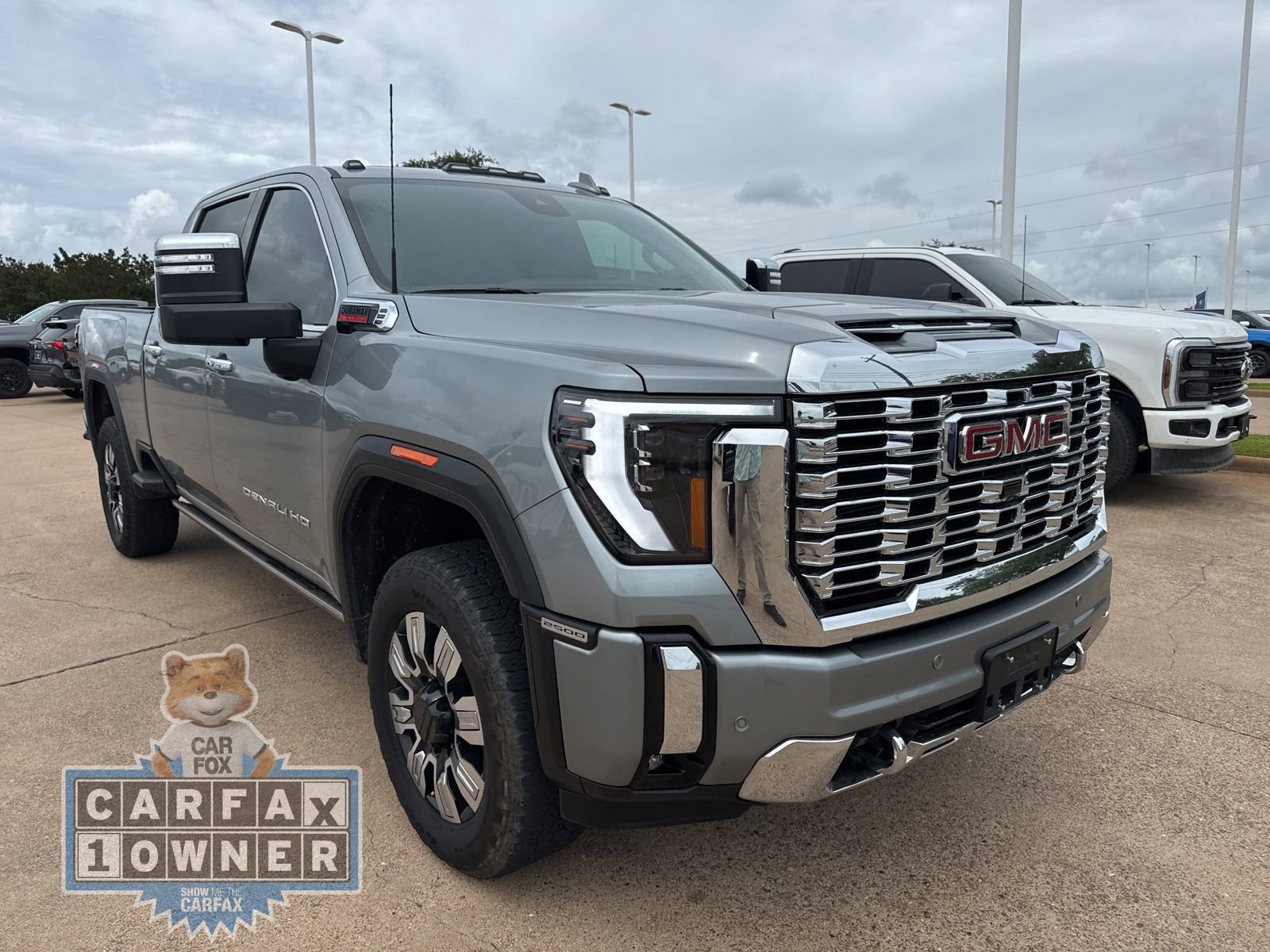Used 2024 GMC Sierra 2500 Denali w/ Denali Reserve Package AWD/4WD image 1